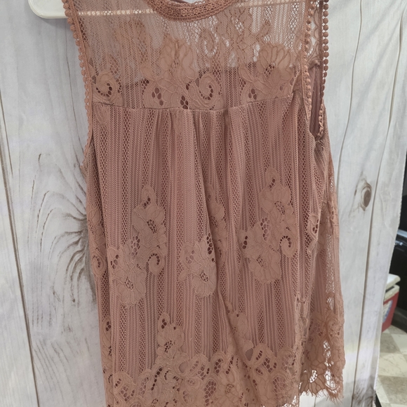Tops - Lace Sleeveless Top - Pink